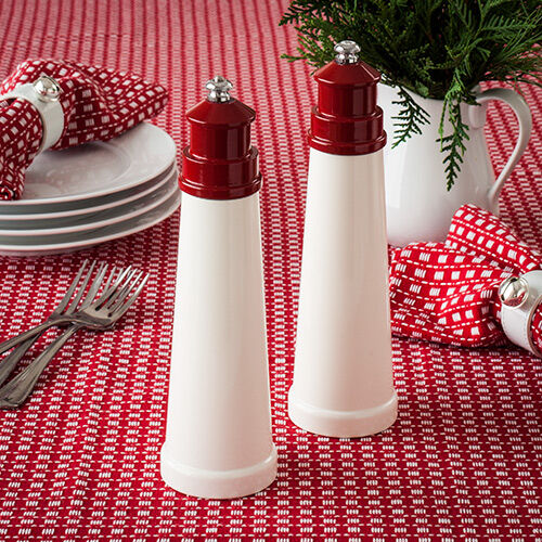 Lighthouse salt and pepper shakers top