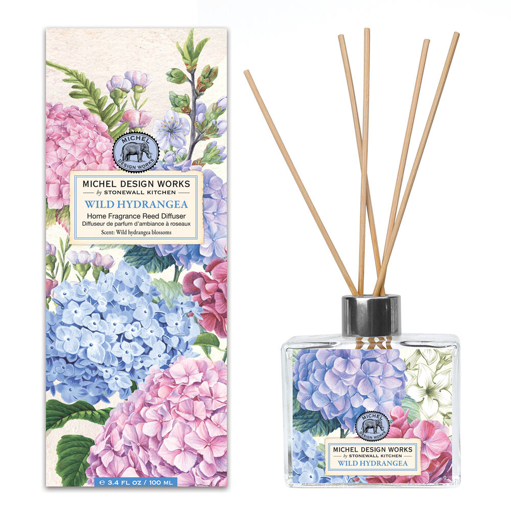 Wild Hydrangea Home Fragrance Reed Diffuser image number 0