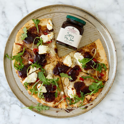 Spicy Fig and Goat Cheese Pizza