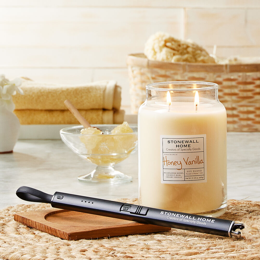 Honey Vanilla Candle Essentials Gift image number 0