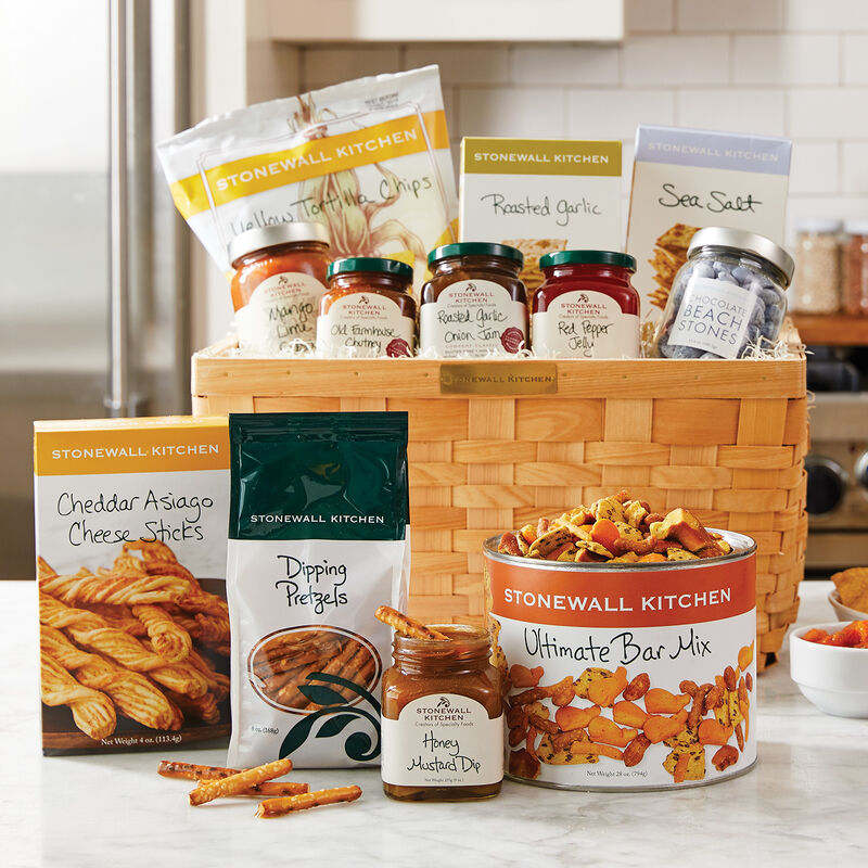 Stonewall Kitchen 12 Piece Ultimate Father's Day Gift Basket