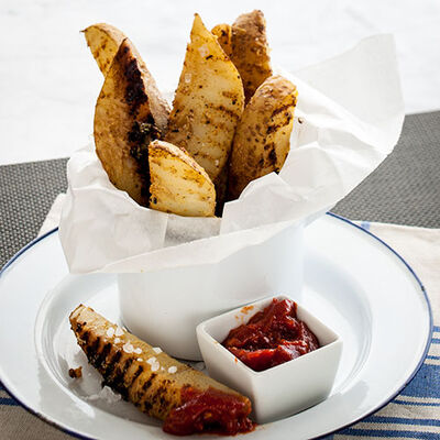 Spicy Grilled Potato Wedges