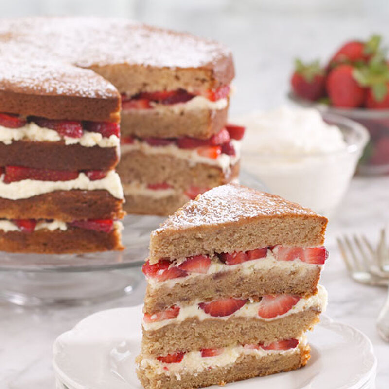 Brown Sugar Strawberry Sour Cream Cake